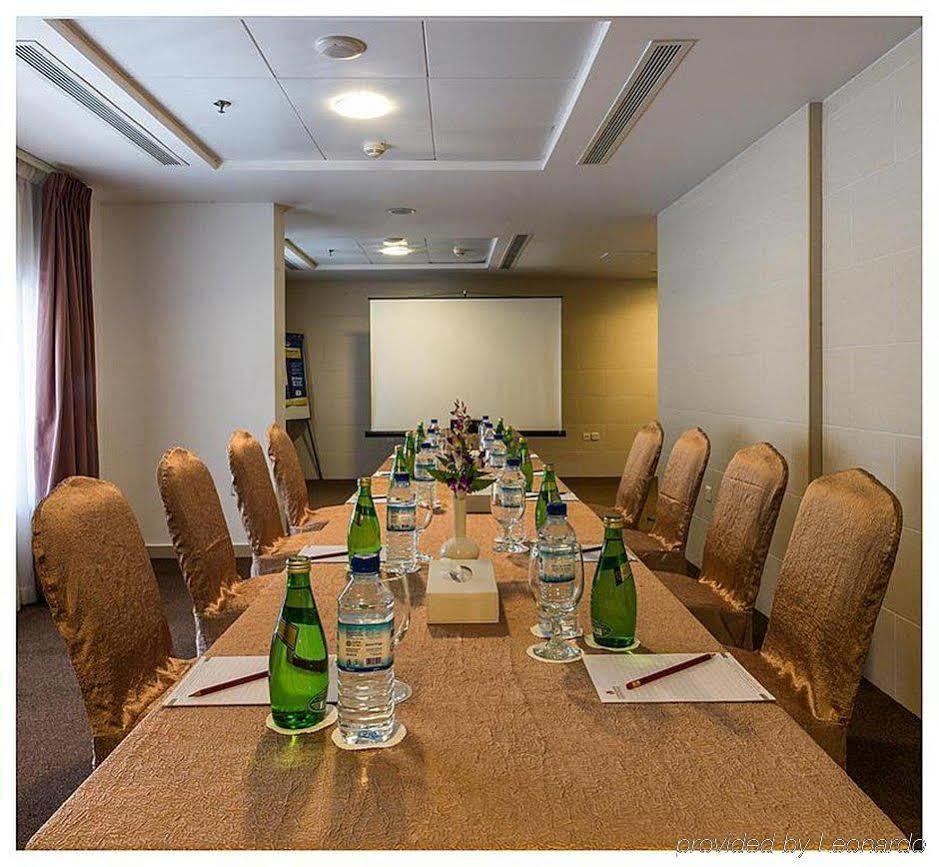 Executive Suites Abu Dhabi Buitenkant foto